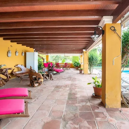 Con Piscina Junto A Sevilla بيت للعطل مايرينا ديل ألكور